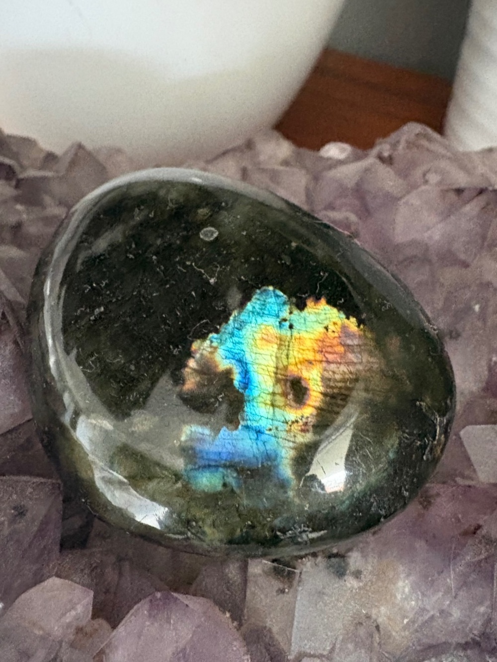 Polished Labradorite Palm Stone – Natural Flashing Crystal